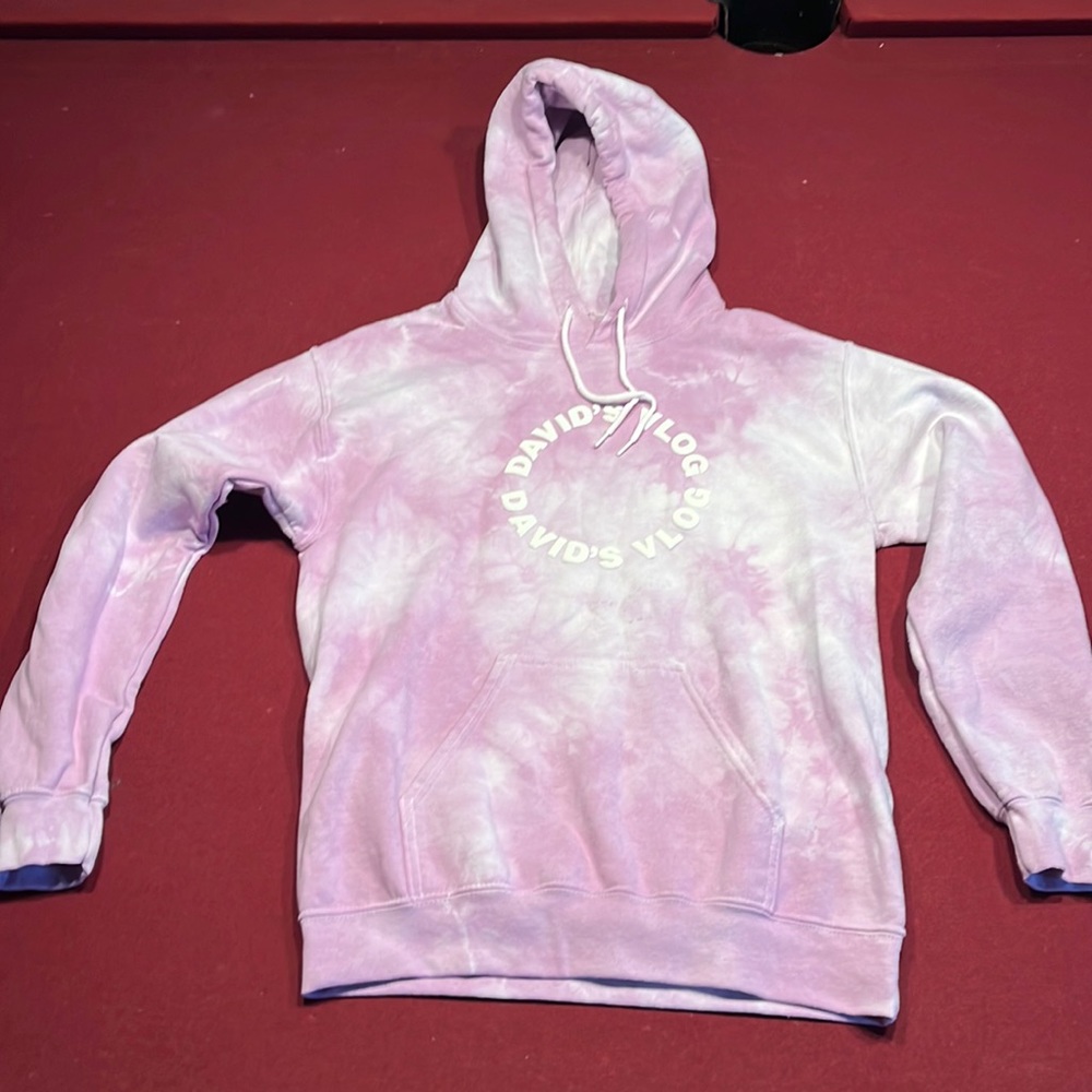 David’s Vlog women’s small pink tie dye hoodie